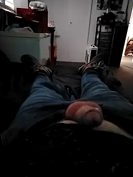 Snapshot of thewolf0yqdq chatting on February 18, 5:36 am thewolf0yqdq online show from February 18, 5:36 am