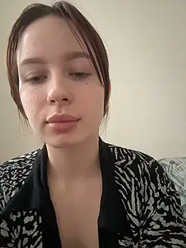 PattyCollins online show from February 12, 2:01 pm