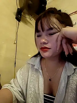 lethi0099 online show from April 1, 12:28 pm