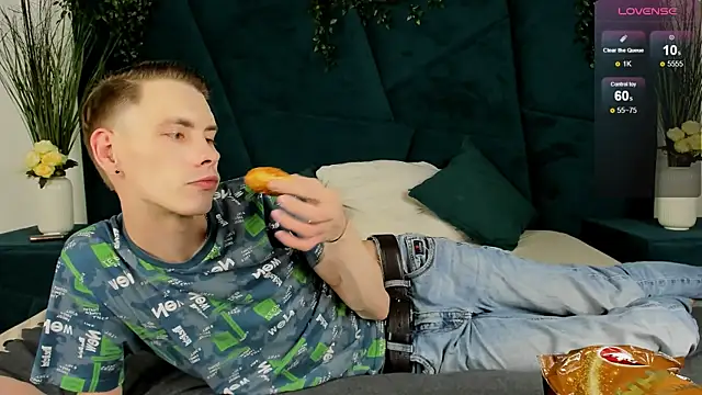 Erick Wilson online show from October 26, 7:47 am