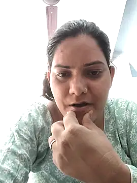 Anushka Singh0 online show from June 6, 9:03 am
