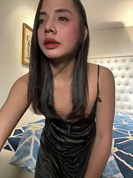 camillejoson online show from April 29, 12:59 am