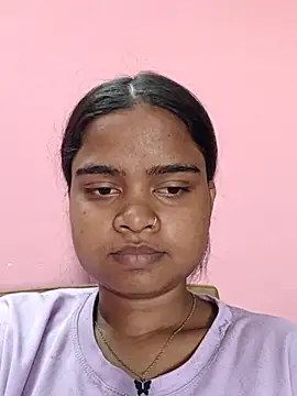 queen liza  online show from February 12, 12:11 pm