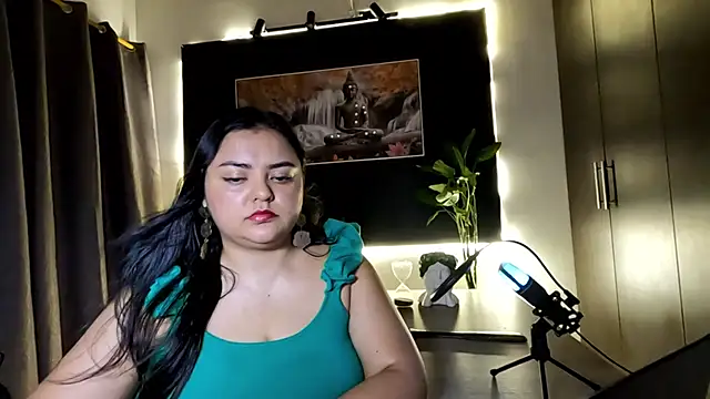 AzaraOnyx online show from July 10, 3:03 pm