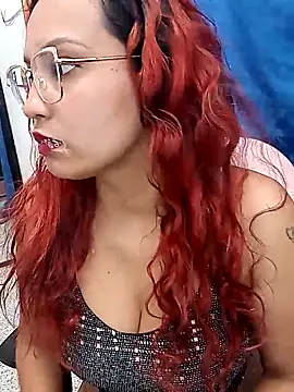 Snapshot of valeriahot_96 chatting on March 5, 2:24 pm valeriahot 96 online show from March 5, 2:24 pm