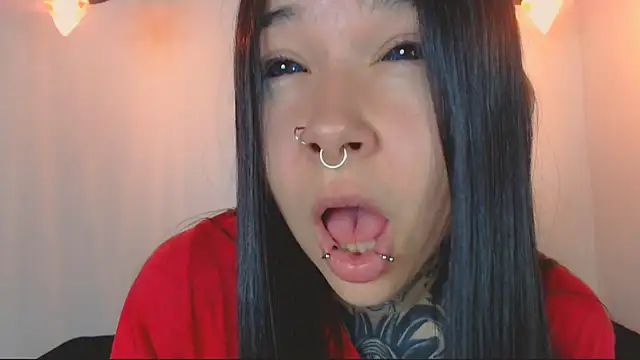 alien eyes09 online show from May 10, 1:22 am