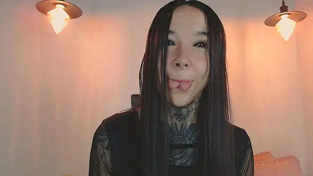 alien eyes09 online show from May 12, 1:36 am