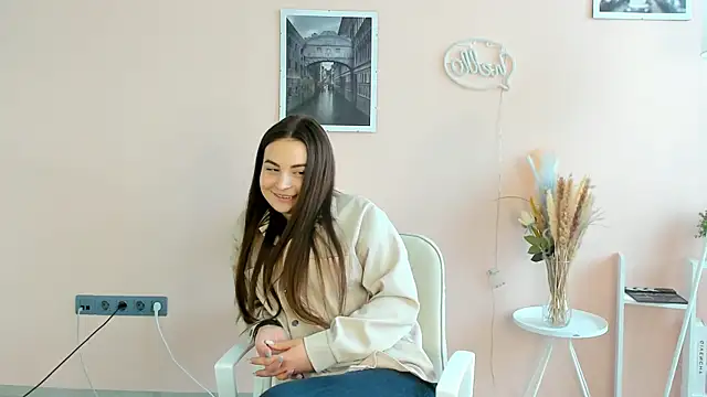 Snapshot of PalmaKleier chatting on February 13, 9:38 am PalmaKleier online show from February 13, 9:38 am