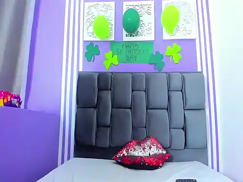 Snapshot of MAGGYE_MAX chatting on March 21, 1:48 pm MAGGYE MAX online show from March 21, 1:48 pm