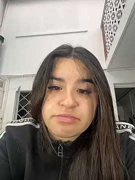 Snapshot of Anya_Volker chatting on April 1, 11:44 am Anya Volker online show from April 1, 11:44 am