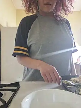 Snapshot of VelvetVixen_735 chatting on March 12, 9:04 am VelvetVixen 735 online show from March 12, 9:04 am