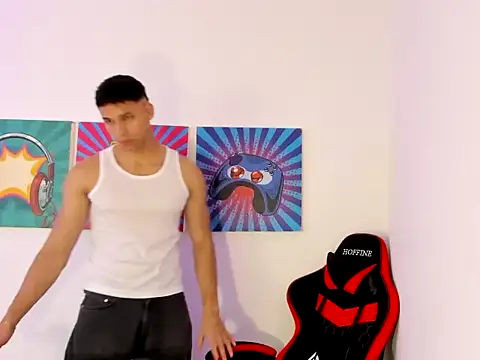 Thomas walker14 online show from February 21, 12:50 pm