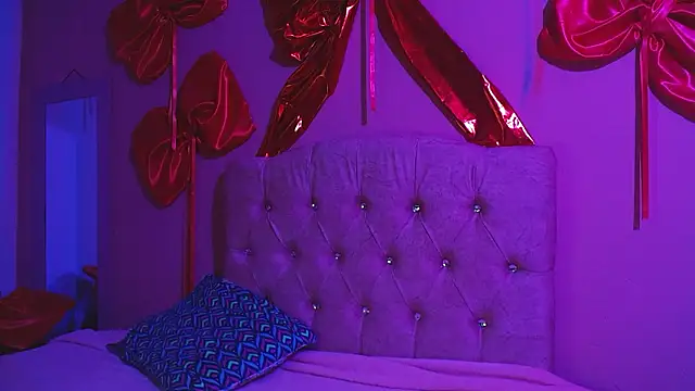 Snapshot of you_star chatting on March 11, 5:30 pm you star online show from March 11, 5:30 pm