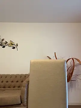 leona-david online show from March 23, 1:48 pm