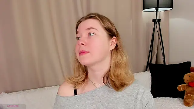 Snapshot of MaraaSwan chatting on February 27, 11:05 pm MaraaSwan online show from February 27, 11:05 pm