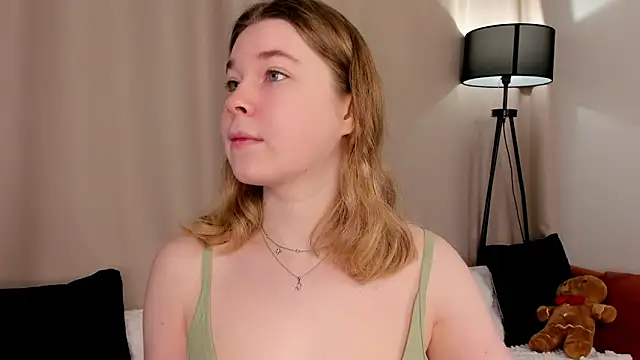 Snapshot of MaraaSwan chatting on March 15, 4:29 am MaraaSwan online show from March 15, 4:29 am