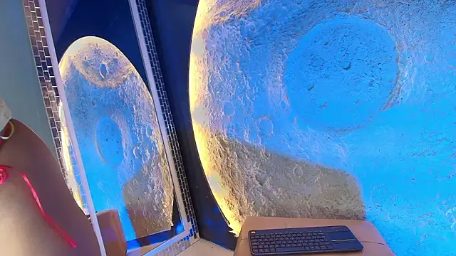 Snapshot of BySabrina chatting on March 3, 12:33 pm BySabrina online show from March 3, 12:33 pm