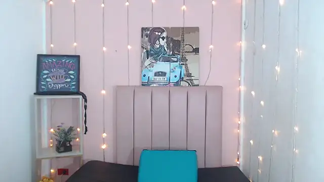 casandraroberthrs707 online show from March 6, 8:38 pm