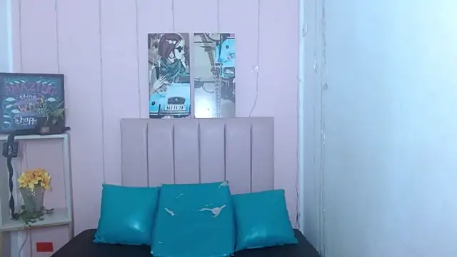 casandraroberthrs707 online show from March 11, 7:53 pm