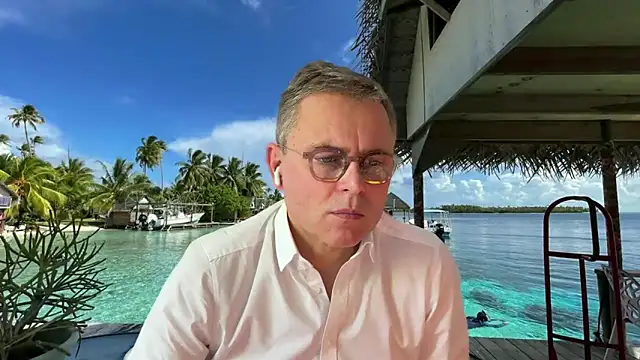 Snapshot of stephcmoi007 chatting on March 17, 1:25 pm stephcmoi007 online show from March 17, 1:25 pm