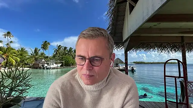 Snapshot of stephcmoi007 chatting on March 31, 8:48 am stephcmoi007 online show from March 31, 8:48 am