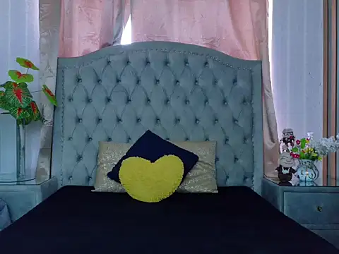 DaisysWalker online show from February 26, 7:57 pm