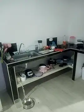 Snapshot of amara6_969 chatting on February 17, 11:44 pm amara6 969 online show from February 17, 11:44 pm