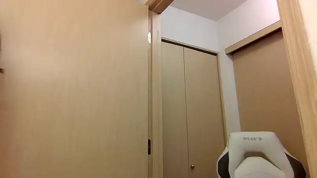 porshathegoddess online show from March 30, 8:43 pm