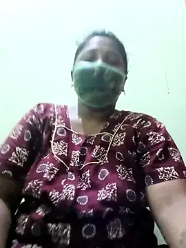 Snapshot of tamilkaviya431 chatting on April 13, 11:32 pm tamilkaviya431 online show from April 13, 11:32 pm