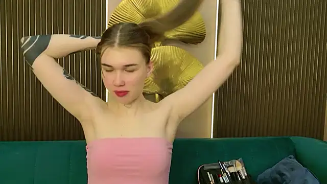 Hana Watt online show from March 21, 5:56 am