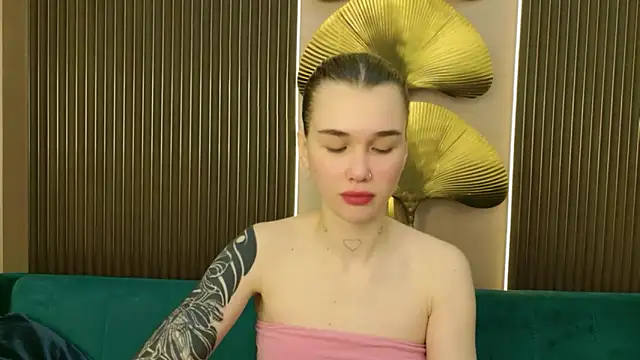 Hana Watt online show from March 21, 8:41 am