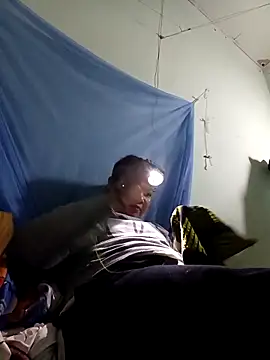 Snapshot of ela-lale chatting on March 14, 1:05 pm ela-lale online show from March 14, 1:05 pm