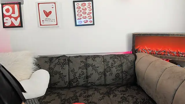 Snapshot of sweet-moon chatting on March 21, 9:18 pm sweet-moon online show from March 21, 9:18 pm