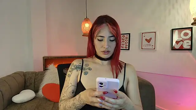 Snapshot of sweet-moon chatting on March 31, 11:49 pm sweet-moon online show from March 31, 11:49 pm