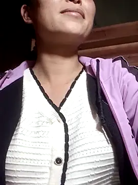 Snapshot of Gaga-xxx chatting on February 13, 1:29 pm Gaga-xxx online show from February 13, 1:29 pm