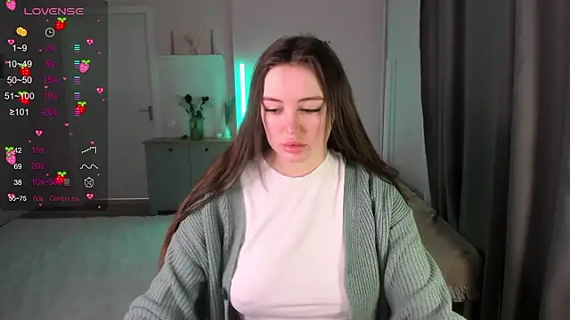 Laura CollinsS online show from March 16, 1:00 am