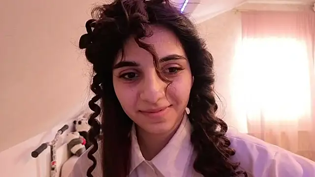 Blissmissataeses online show from March 6, 8:11 am