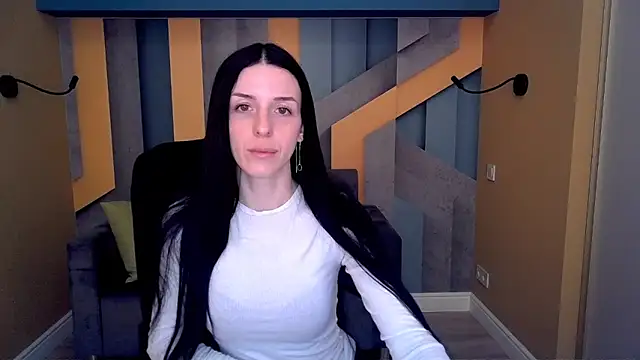 NoirDiva online show from March 27, 12:49 pm