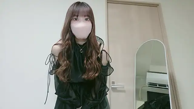 Snapshot of ukachan_ chatting on March 29, 4:51 pm ukachan online show from March 29, 4:51 pm