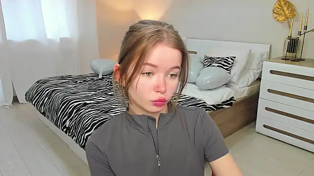 Violetta  Dreams online show from February 23, 11:40 am