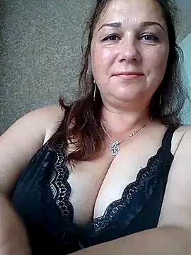 Snapshot of Susan8421 chatting on July 1, 10:17 am Susan8421 online show from July 1, 10:17 am
