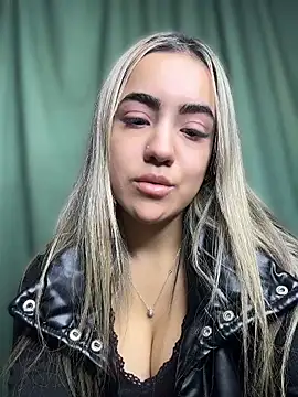 bellabarbiex online show from May 11, 8:28 pm