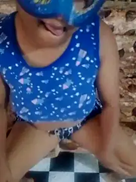 Snapshot of shanaya-baby77 chatting on February 16, 3:13 am shanaya-baby77 online show from February 16, 3:13 am