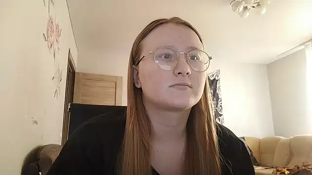 AnikaLipps online show from April 25, 12:41 pm