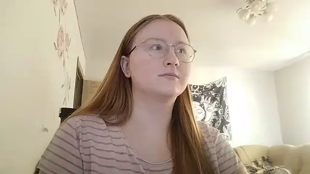 AnikaLipps online show from June 26, 11:03 am