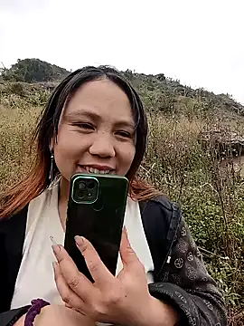 Pretty girl 2 online show from March 4, 6:08 am