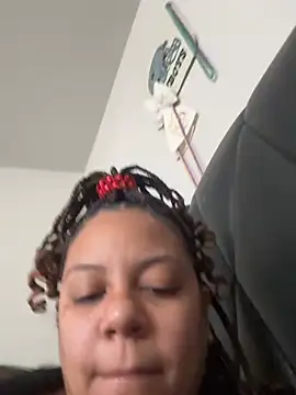 Snapshot of Caramel_drip chatting on February 13, 5:42 pm Caramel drip online show from February 13, 5:42 pm