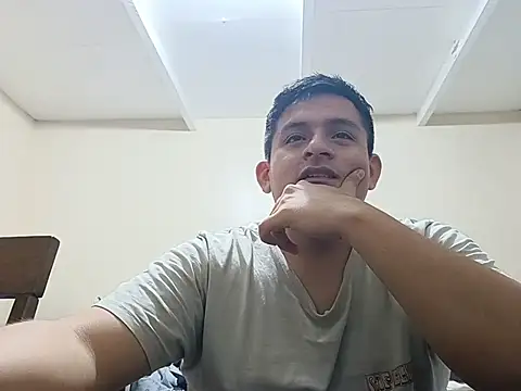 Snapshot of mark_cacuat chatting on July 7, 9:13 am mark cacuat online show from July 7, 9:13 am