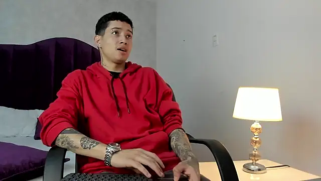 JoshBeech online show from March 28, 1:11 pm