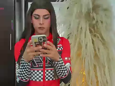 alisoondrean  online show from May 18, 2:12 pm